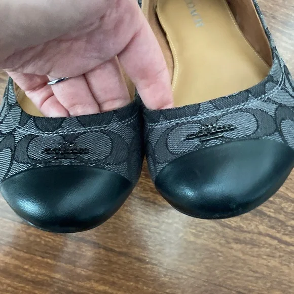 Coach Women's Black and Gray Patterned Flats Sz 9.5 - Picture 4 of 7